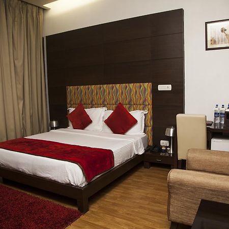 Hotel La Suite Νέο Δελχί Εξωτερικό φωτογραφία